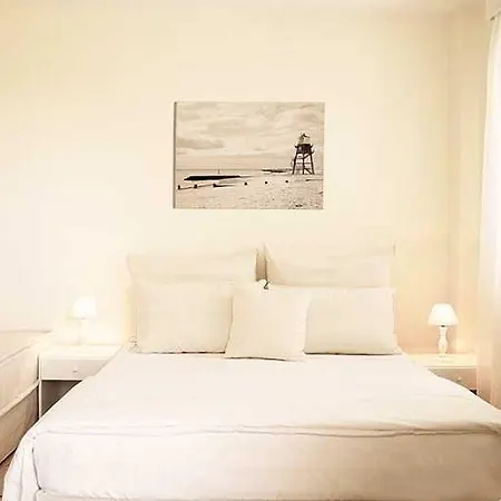Petradi Lounge Hotel