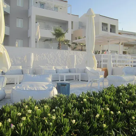 Petradi Lounge 4*